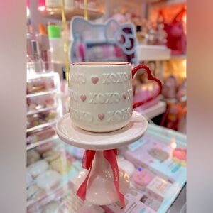 NEW BEAUTIFUL HEARTS AND XOXO PINK MUG